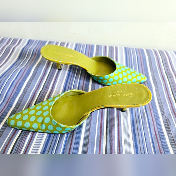 Kate Spade ◇ Green/ Turquoise polka dot kitten heel mules Sz 6 Made Italy - Picture 5 of 10